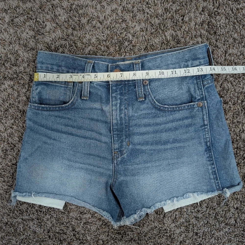 Madewell features size